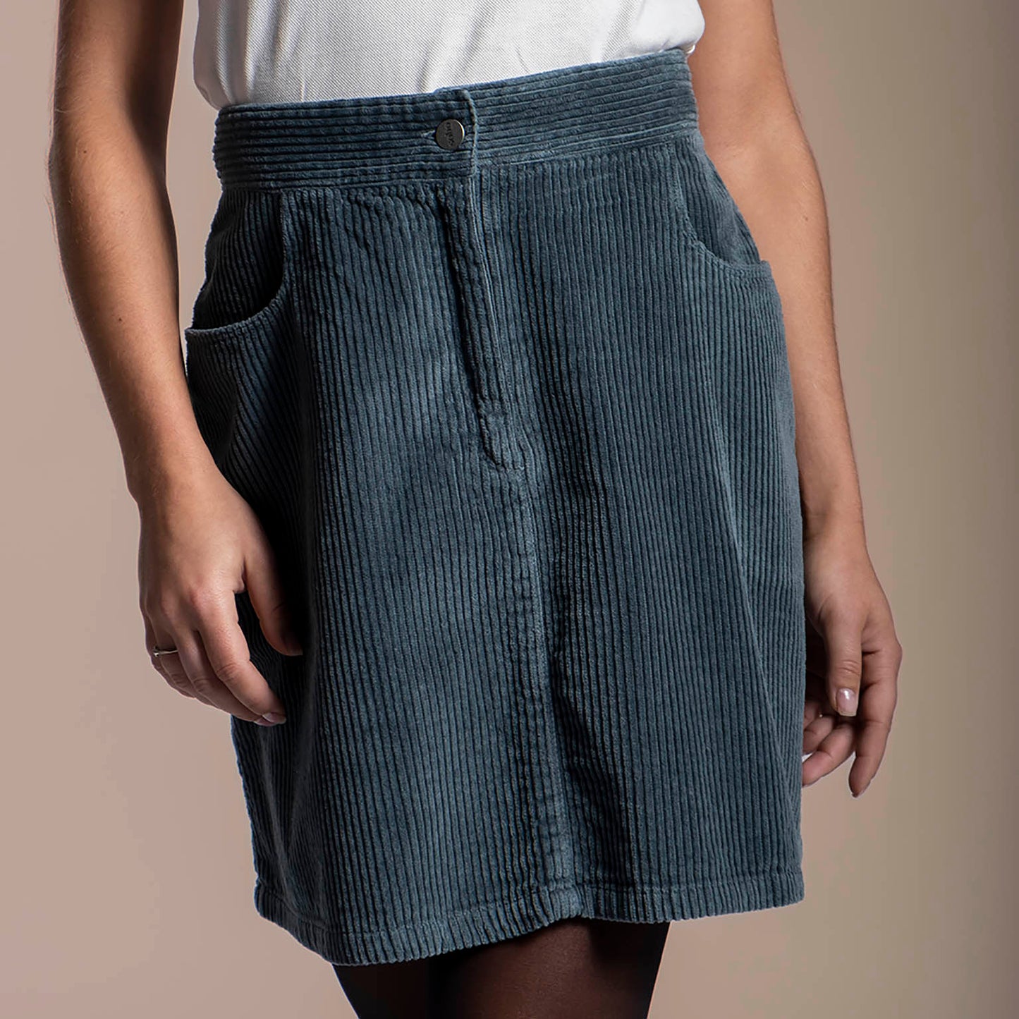 JUPE COURTE VELOURS CÔTELÉ