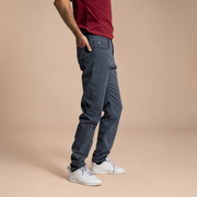 Jean homme coupe ajustée en coton et lyocell