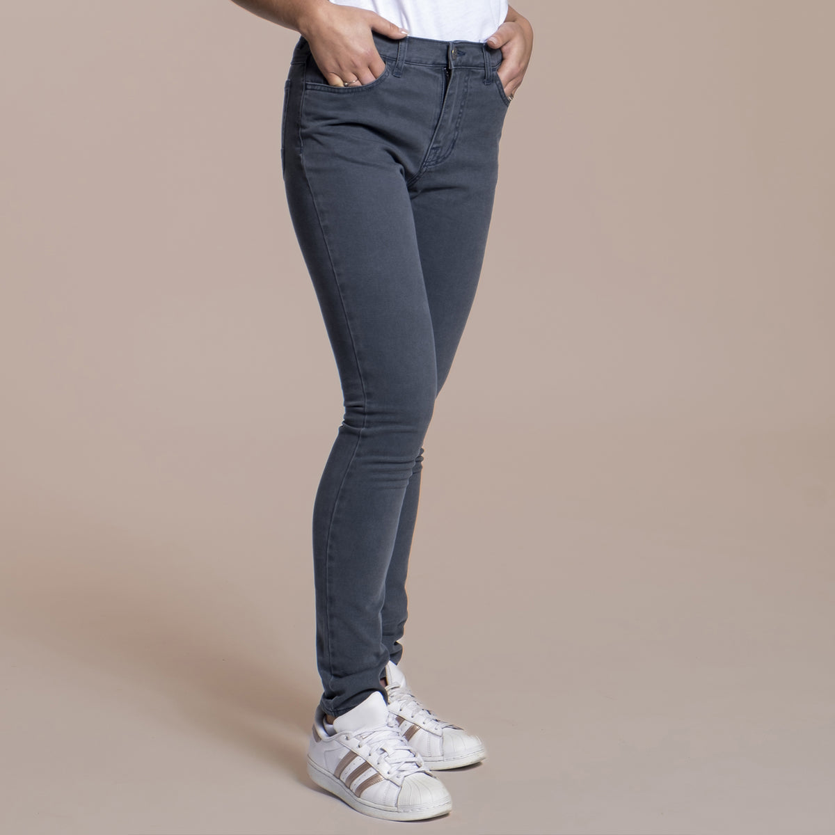 Jean femme coupe ajustée en coton et lyocell